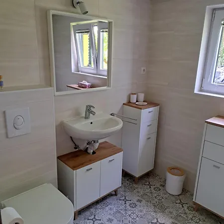 Vikend Hisa Vrhe Senovo