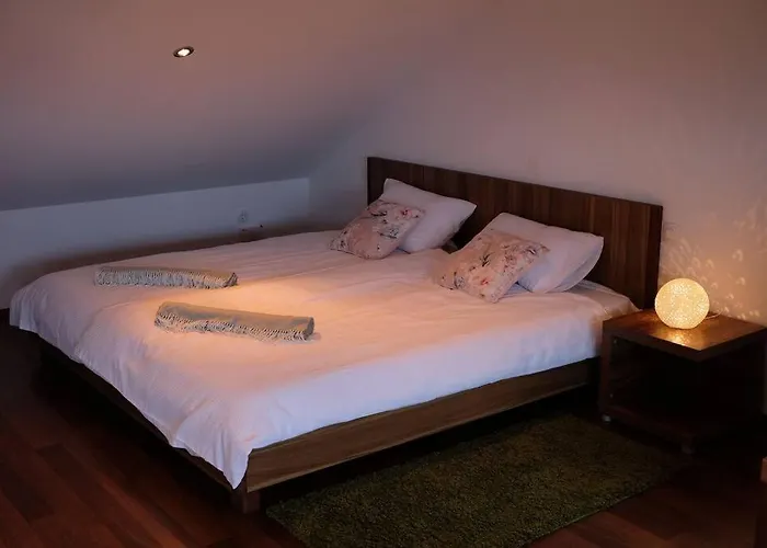 Vikend Hiša Vrhe Ferienhaus